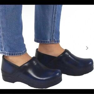 Dansko Professional Clogs Blue Patent Leather Women’s